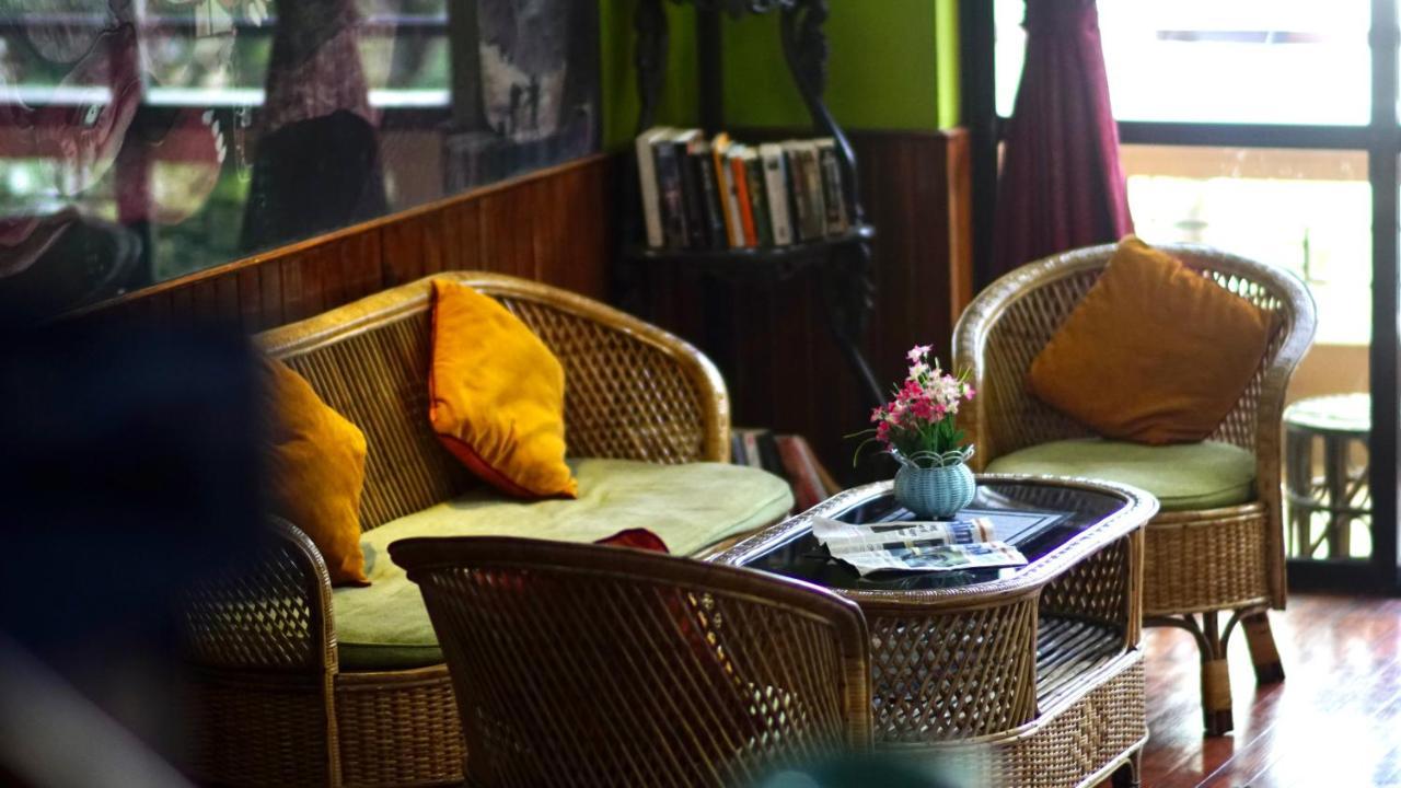Monkey Bunky-3Monkeys Backpacker'S Hostel Катманду Экстерьер фото