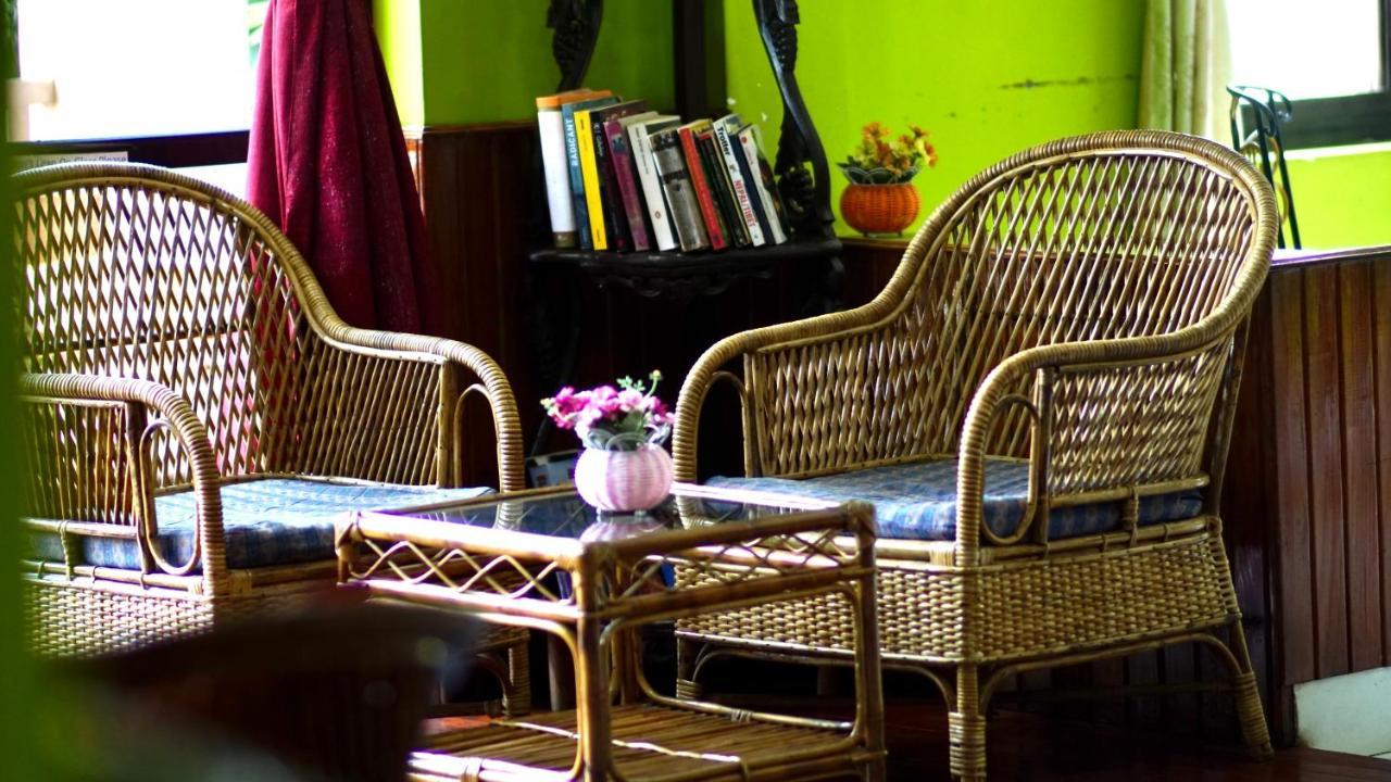 Monkey Bunky-3Monkeys Backpacker'S Hostel Катманду Экстерьер фото