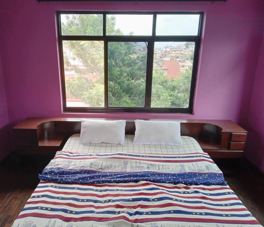 Monkey Bunky-3Monkeys Backpacker'S Hostel Катманду Экстерьер фото