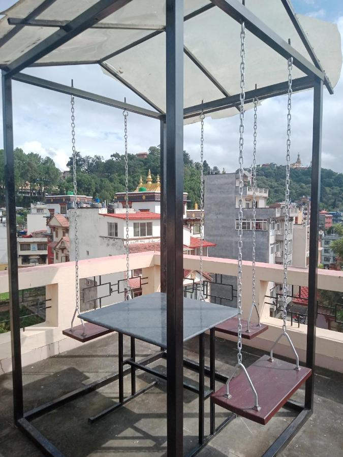 Monkey Bunky-3Monkeys Backpacker'S Hostel Катманду Экстерьер фото
